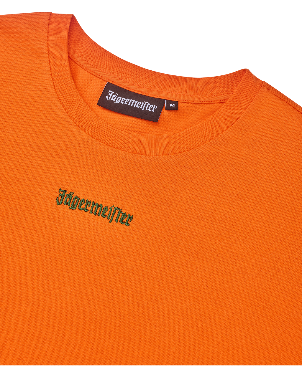 Oranje cropped tee met groen Jägermeister-logo.